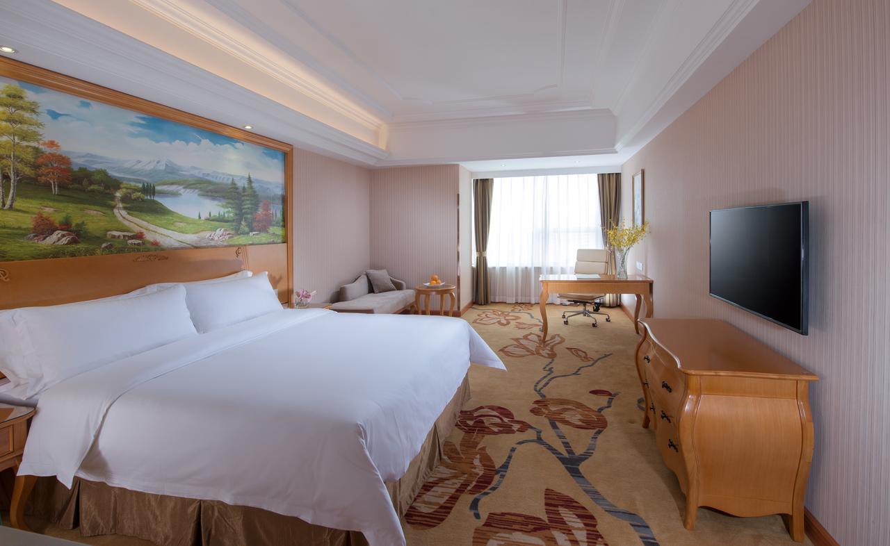 Vienna Hotel Guangzhou Airport Eksteriør bilde